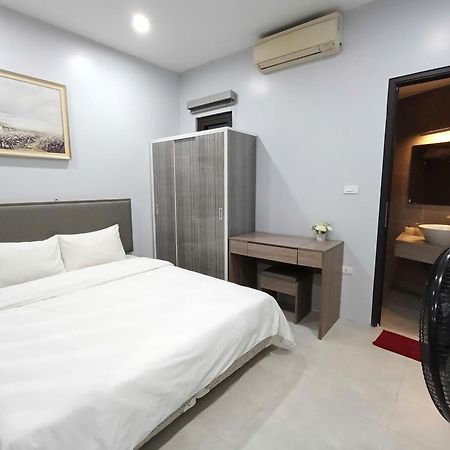 Blue Home Homestay Ha Noi ฮานอย ภายนอก รูปภาพ