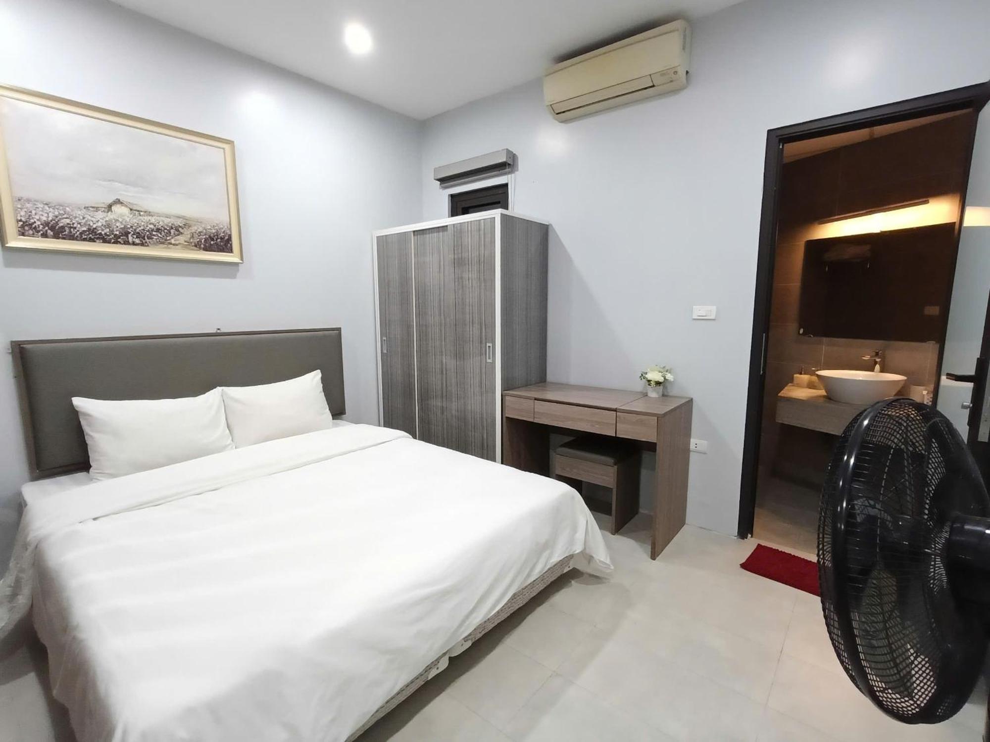Blue Home Homestay Ha Noi ฮานอย ภายนอก รูปภาพ